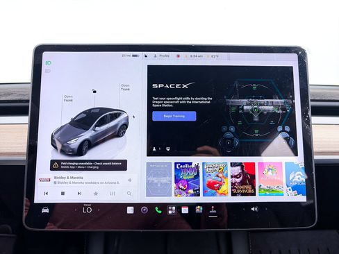 Used 2025 Tesla Model Y Long Range RWD image 22