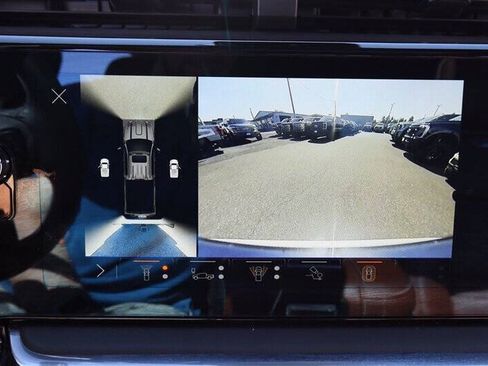 Used 2025 GMC Sierra 3500 Denali Ultimate AWD/4WD image 23
