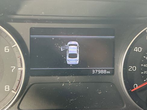 Used 2023 Kia Forte GT-Line FWD image 12