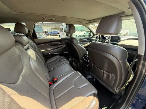 Used 2020 Hyundai Santa Fe Limited w/ Cargo Package FWD image 17