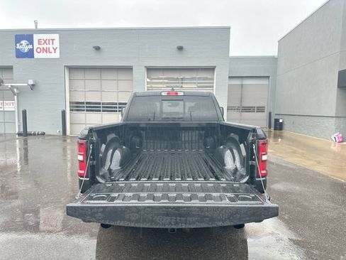 New 2026 RAM 1500 Big Horn AWD/4WD image 25