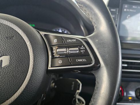 Used 2023 Kia Seltos S FWD image 12