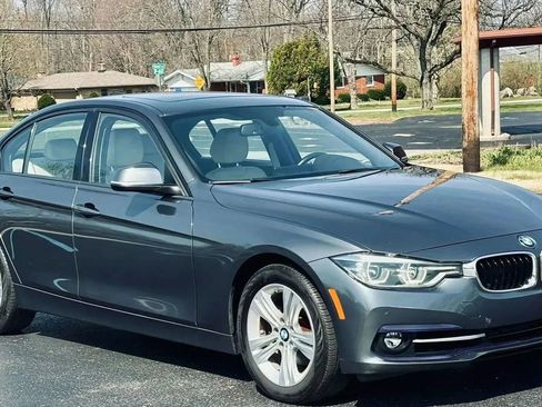 Used 2016 BMW 328i xDrive Sedan AWD/4WD image 13