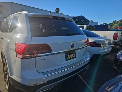 Used 2019 Volkswagen Atlas SEL Premium image 5