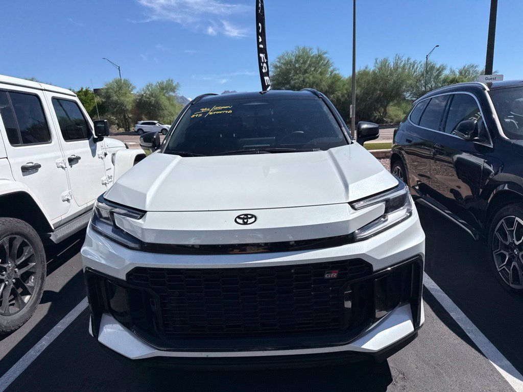 Used 2026 Toyota RAV4 AWD Plug-in Hybrid image 2