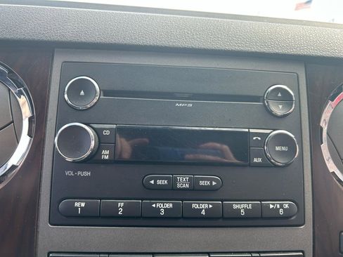 Used 2011 Ford F350 Lariat w/ Lariat Interior Pkg image 21