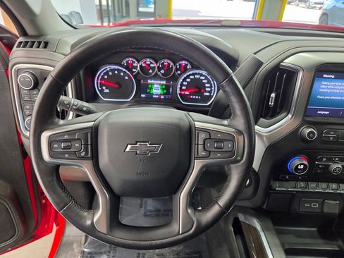 Used 2022 Chevrolet Silverado 1500 LT Trail Boss w/ Bed Protection Package AWD/4WD image 32