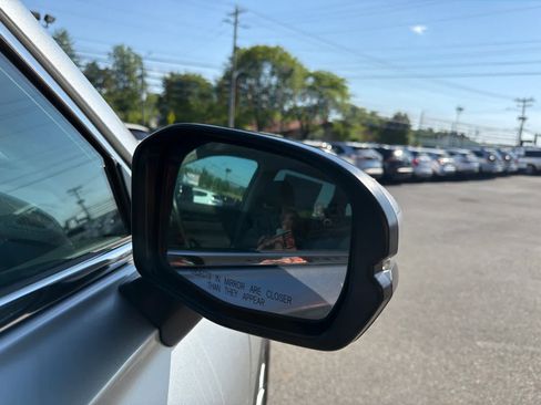 Used 2025 Honda CR-V EX-L image 7