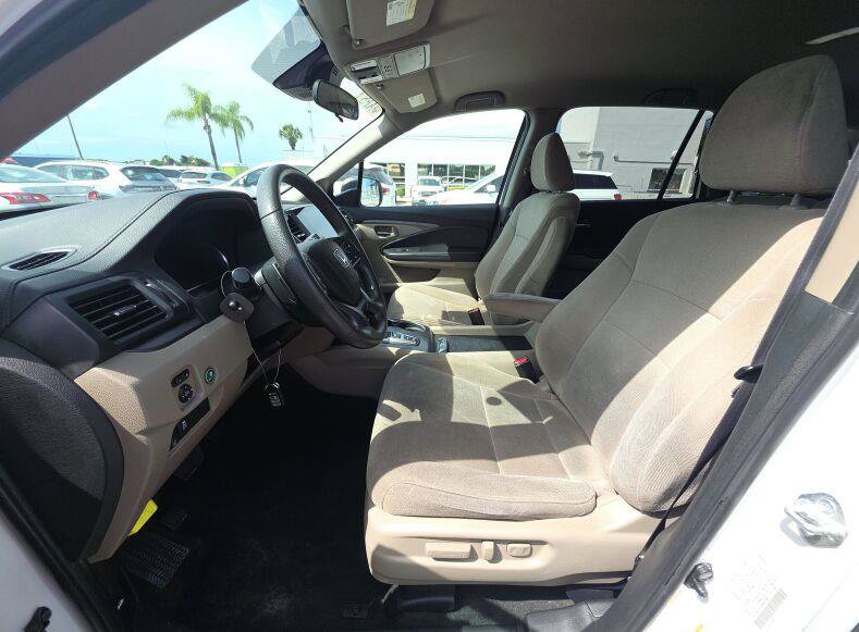 Used 2021 Honda Pilot EX image 8