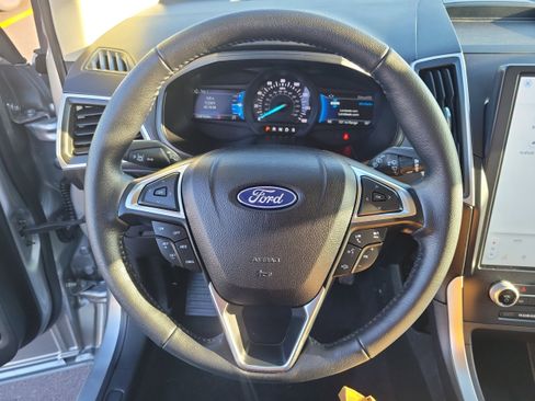 Used 2023 Ford Edge SEL w/ Convenience Package image 24