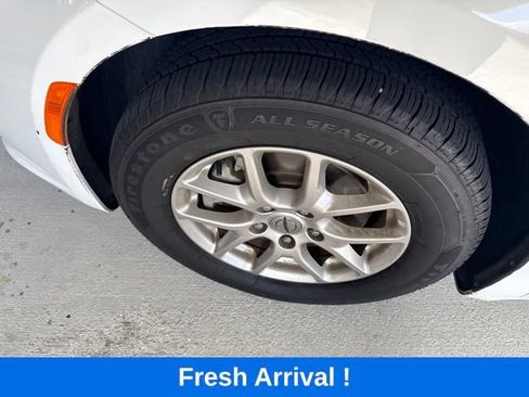 Used 2024 Chrysler Pacifica Touring FWD image 20