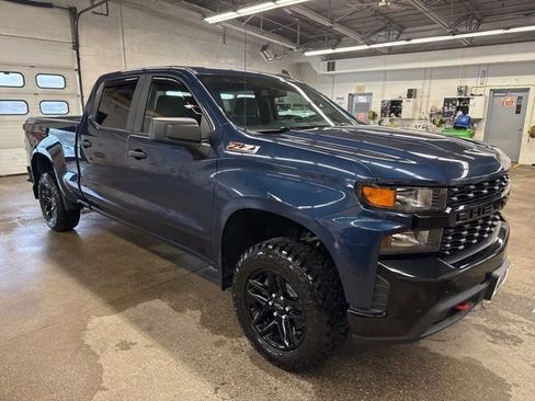 Used 2020 Chevrolet Silverado 1500 Custom Trail Boss w/ Custom Convenience Package AWD/4WD image 8