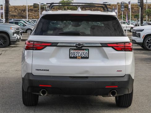 Used 2022 Chevrolet Traverse RS w/ LPO, Floor Liner Package FWD image 5
