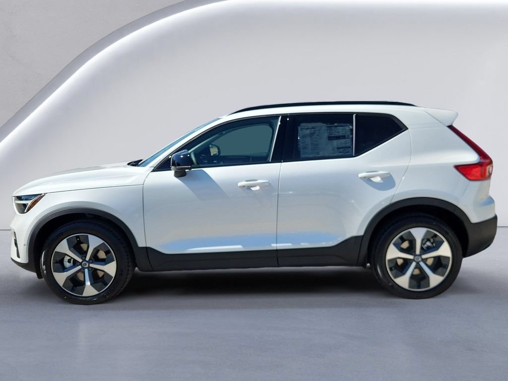 New 2026 Volvo XC40 B5 Plus w/ Protection Package Premier AWD/4WD image 6