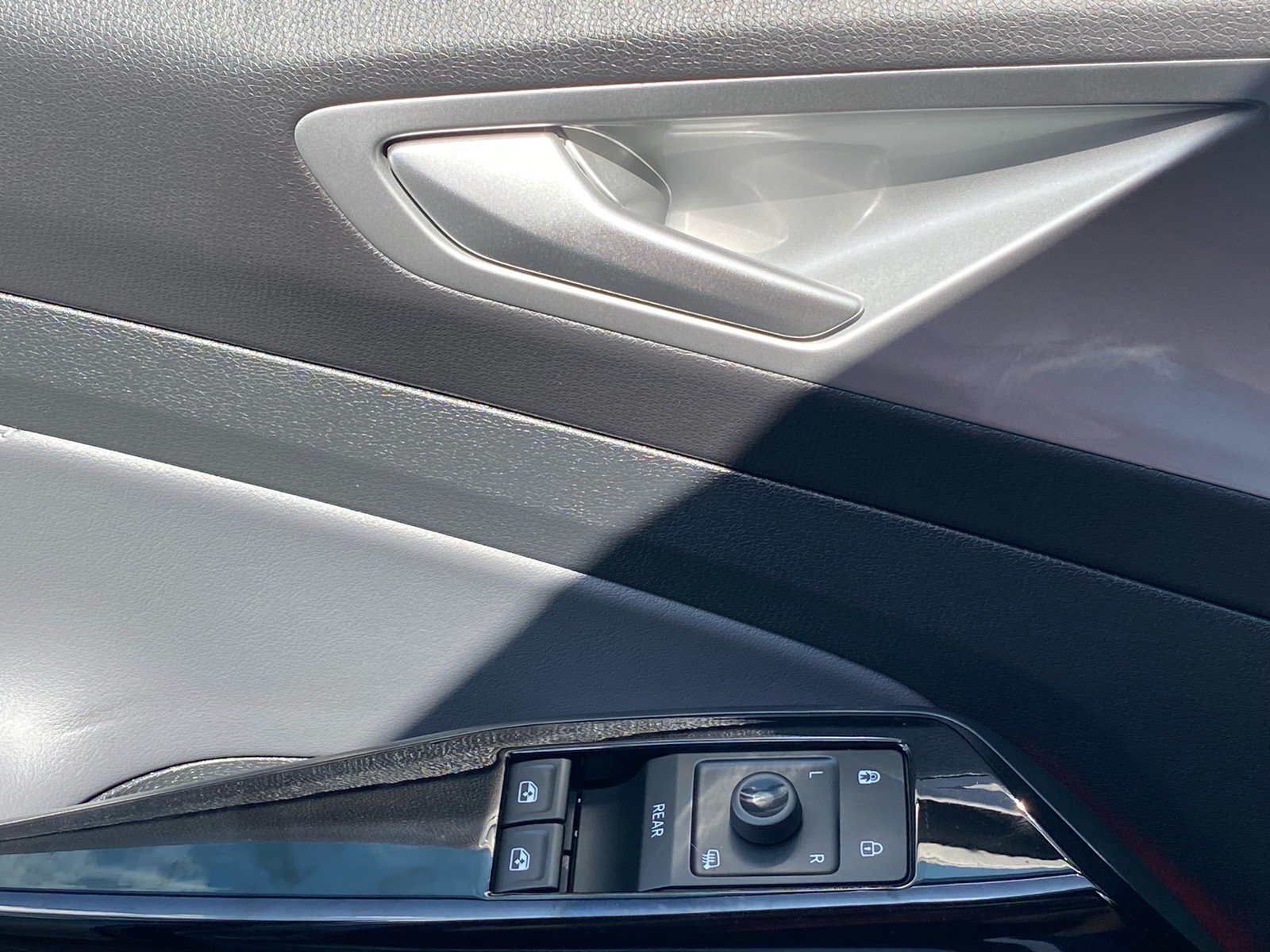 Certified 2023 Volkswagen ID.4 Pro S RWD image 18