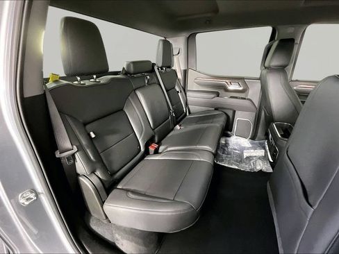 New 2026 GMC Sierra 1500 SLT AWD/4WD image 9