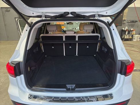 Used 2023 Mercedes-Benz GLB 250 4MATIC image 22