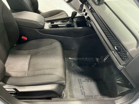 Used 2023 Honda Accord EX image 12