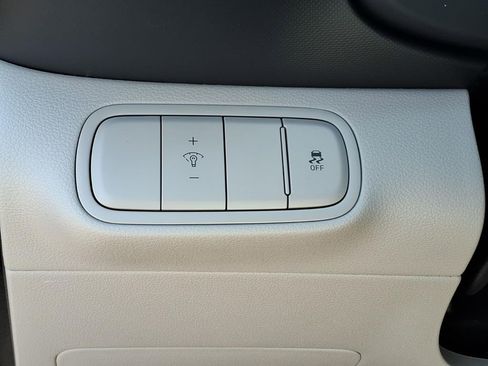 New 2026 Hyundai Venue SEL image 17