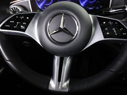 Certified 2025 Mercedes-Benz EQE 350+ 4MATIC SUV w/ AMG Line Exterior Package image 39