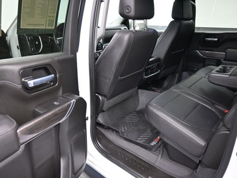 Used 2021 Chevrolet Silverado 1500 LTZ w/ LTZ Premium Package image 18