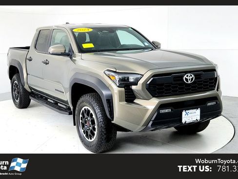 Certified 2024 Toyota Tacoma TRD Off-Road AWD/4WD image 1
