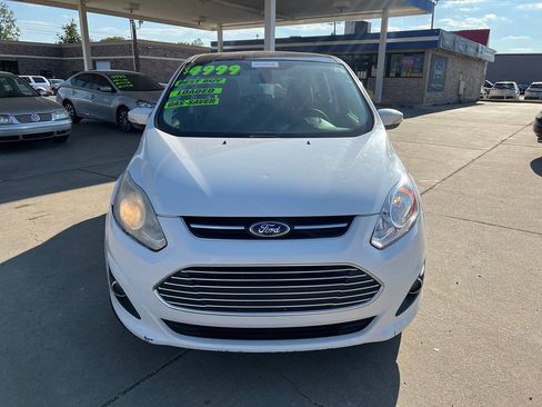 Used 2015 Ford C-MAX SEL w/ Equipment Group 302A FWD image 2