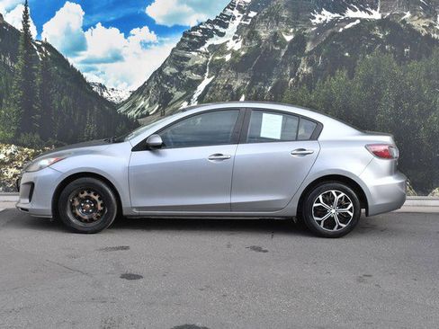 Used 2013 MAZDA MAZDA3 i Sport image 7