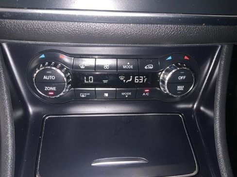 Used 2019 Mercedes-Benz GLA 250 image 16