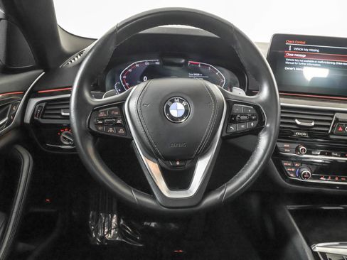 Used 2021 BMW 530i xDrive AWD/4WD image 26