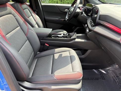 Used 2025 Chevrolet Equinox RS w/ Safety and Technology Package AWD/4WD image 40