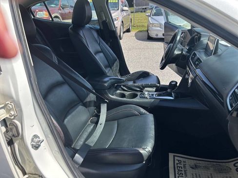Used 2015 MAZDA MAZDA3 i Grand Touring image 16