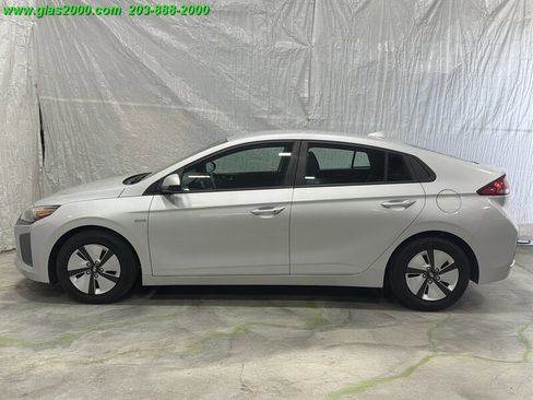Used 2018 Hyundai Ioniq Blue FWD image 13