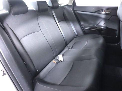 Used 2019 Honda Civic LX image 32