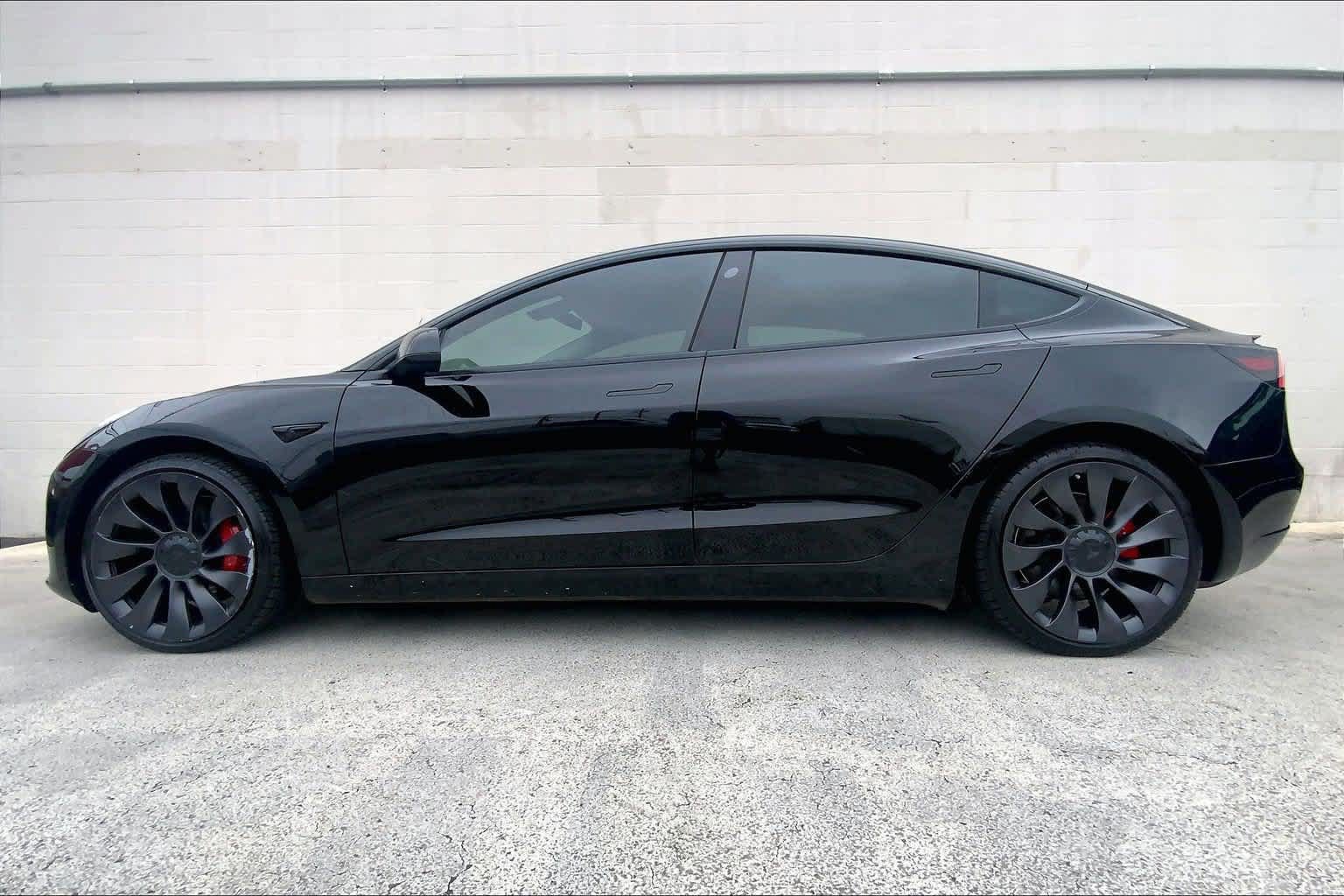 Used 2023 Tesla Model 3 Performance AWD/4WD image 3
