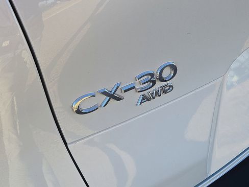 New 2025 MAZDA CX-30 AWD 2.5 S w/ Select Sport Pkg image 11