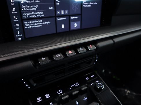 Certified 2021 Porsche 911 Carrera S RWD image 22