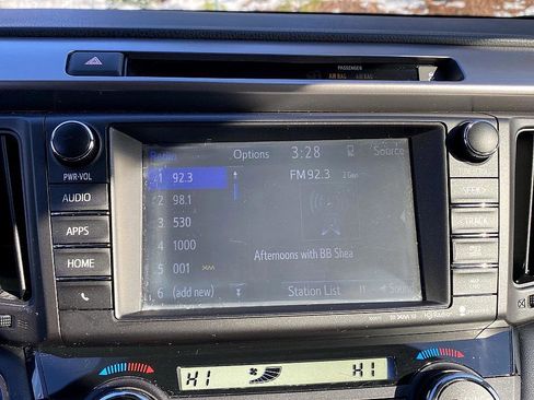 Used 2016 Toyota RAV4 XLE image 17