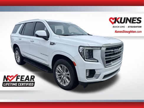 Used 2023 GMC Yukon SLT w/ SLT Luxury Package image 4