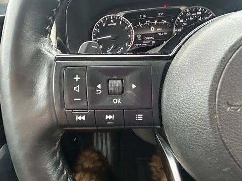 Used 2022 Nissan Pathfinder SL FWD image 26