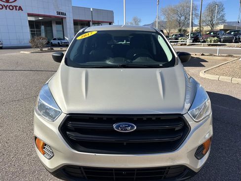 Used 2017 Ford Escape S image 8