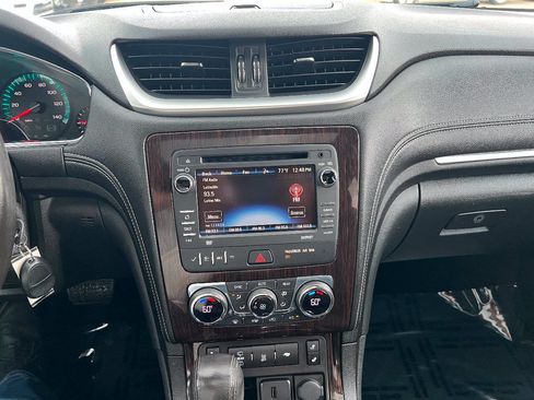 Used 2016 Chevrolet Traverse LT w/ Traveler's Package FWD image 39