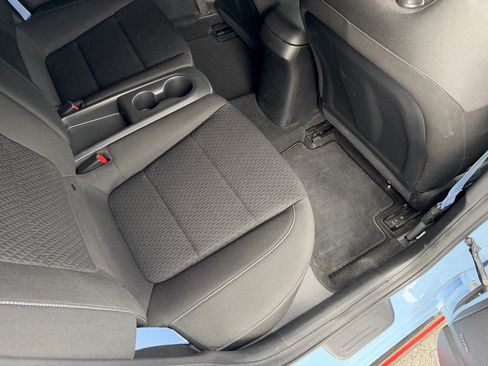 Used 2020 Hyundai Veloster N image 18