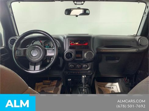 Used 2016 Jeep Wrangler Unlimited Sport w/ Connectivity Group image 32