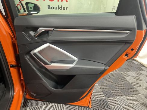 Used 2025 Audi Q3 2.0T Premium image 15