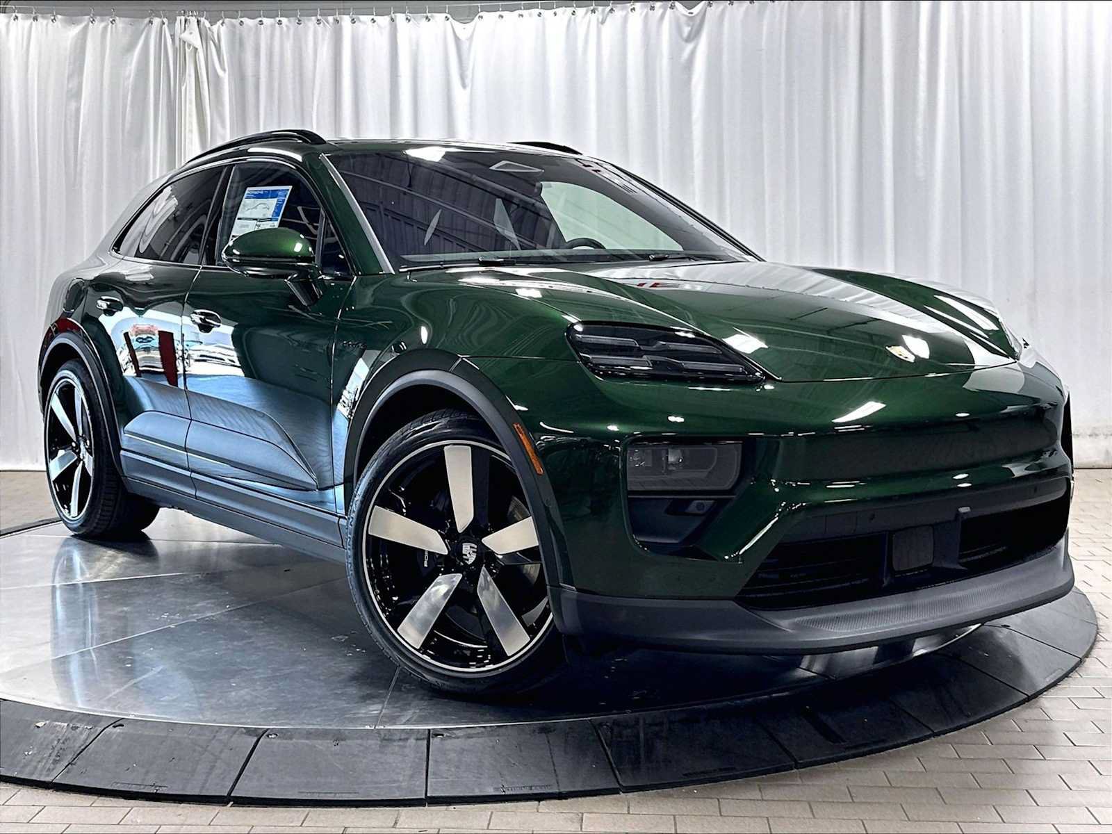 Used 2026 Porsche Macan 4 Electric AWD/4WD image 11