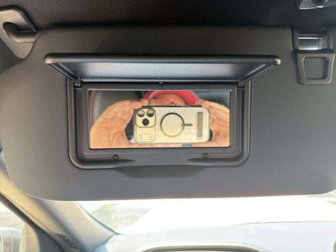 Used 2025 Ford Escape ST-Line FWD image 39