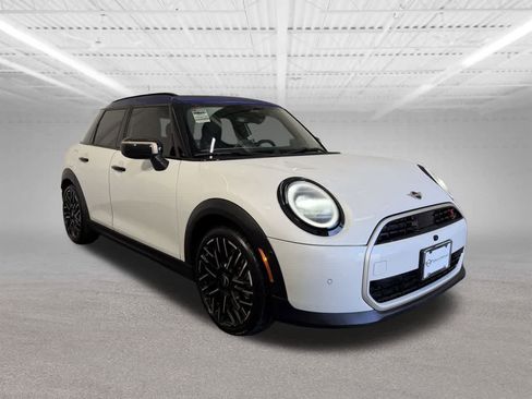 Certified 2025 MINI Cooper S image 7