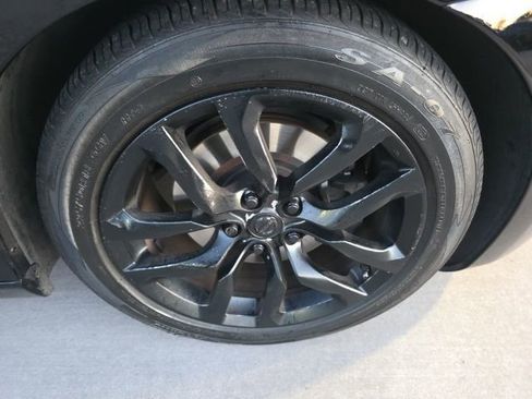 Used 2013 Nissan 370Z Coupe image 5