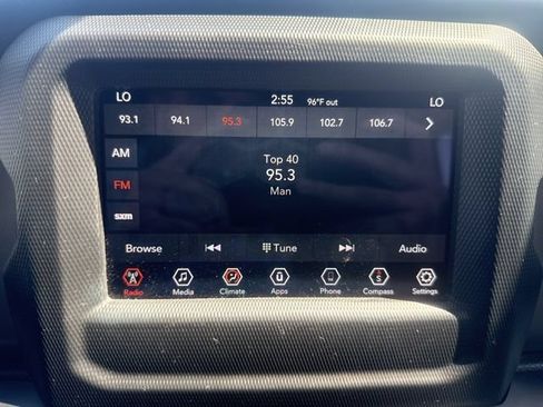 Used 2022 Jeep Wrangler Unlimited Sport AWD/4WD image 16